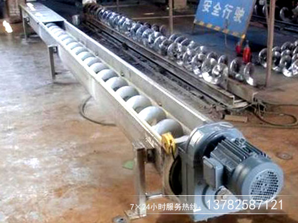 無軸螺旋輸送機(jī)使用環(huán)境惡劣，保養(yǎng)須謹(jǐn)慎